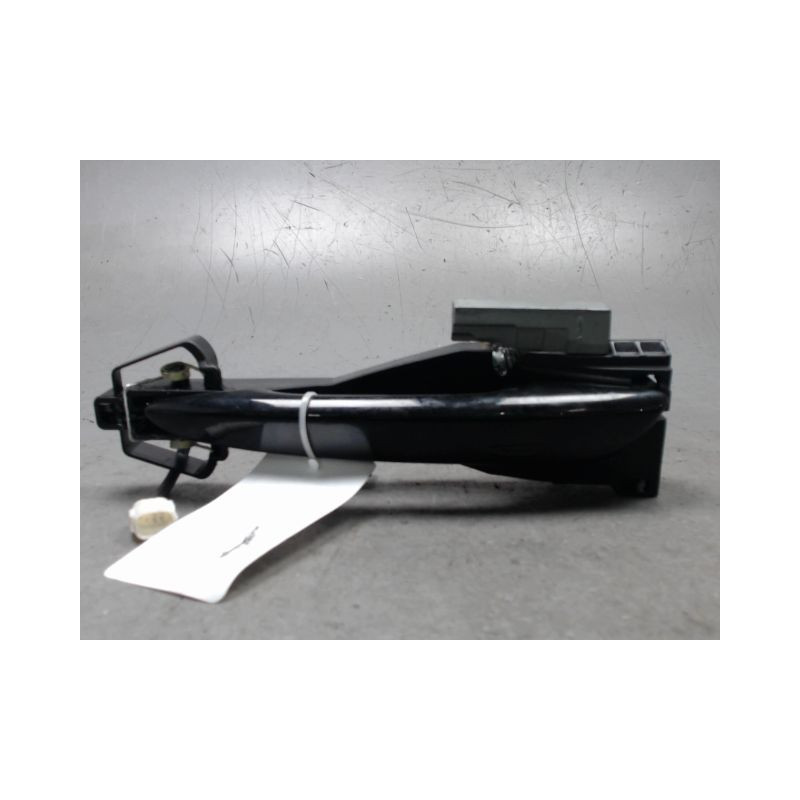 POIGNEE EXTERIEURE PORTE AVANT GAUCHE MAZDA CX-30
