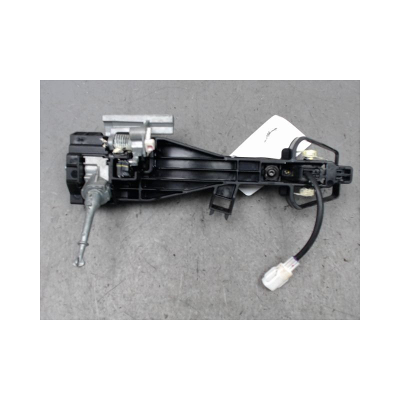 POIGNEE EXTERIEURE PORTE AVANT GAUCHE MAZDA CX-30