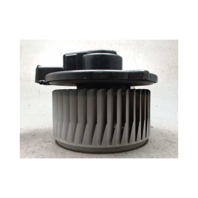 MOTEUR VENTILATEUR CHAUFFAGE TOYOTA RAV4 2003-