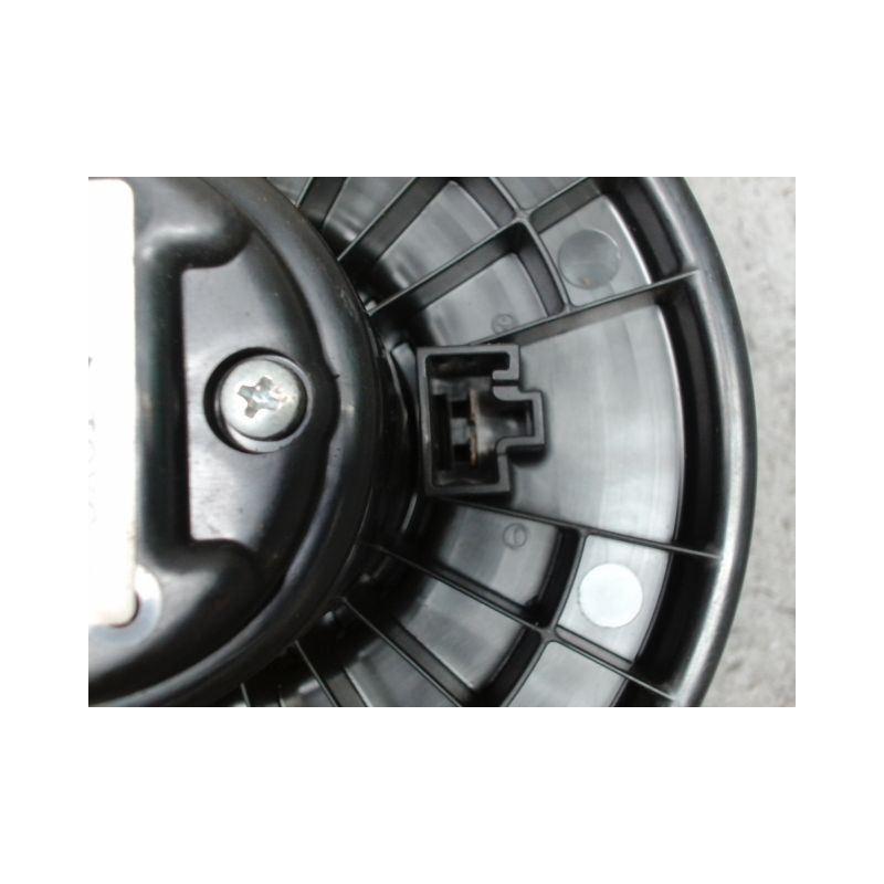 MOTEUR VENTILATEUR CHAUFFAGE TOYOTA RAV4 2003-
