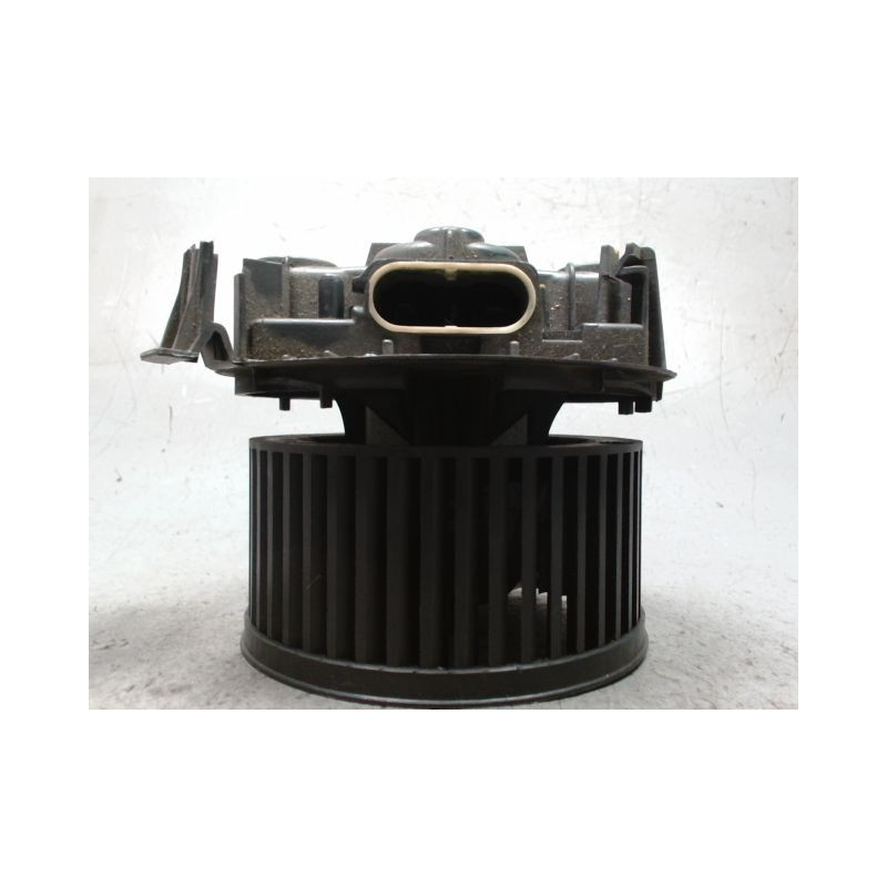 MOTEUR VENTILATEUR CHAUFFAGE RENAULT CLIO III ESTATE 2008-