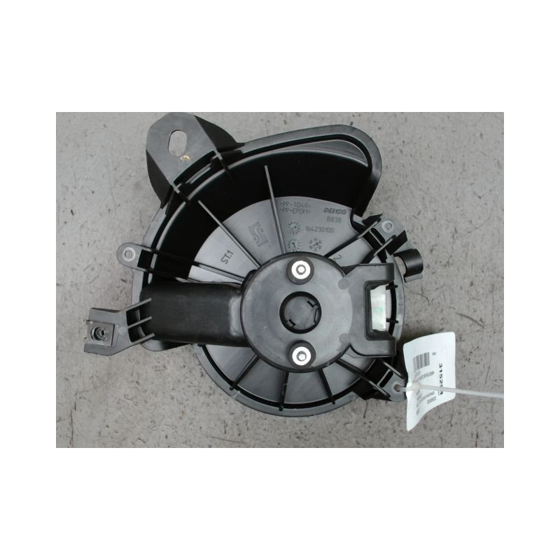 MOTEUR VENTILATEUR CHAUFFAGE FIAT GRANDE PUNTO 2005-