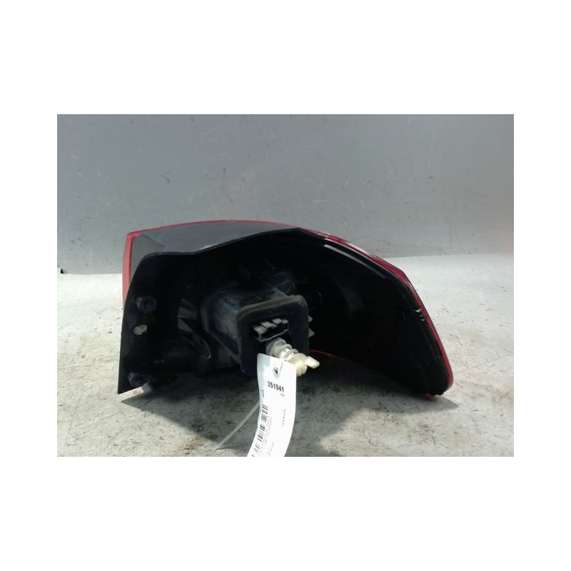 FEU ARRIERE GAUCHE  VOLKSWAGEN GOLF VI 2008-