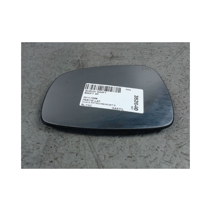 GLACE RETROVISEUR EXT G SUZUKI SWIFT 3P