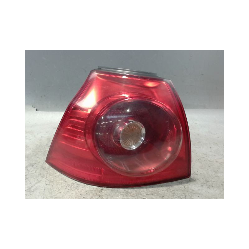 FEU ARRIERE GAUCHE  VOLKSWAGEN GOLF V 2003-2009
