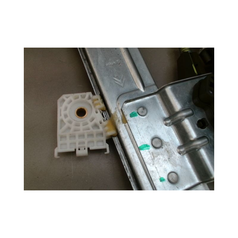 MECANISME LEVE-GLACE AVANT GAUCHE CITROEN C3