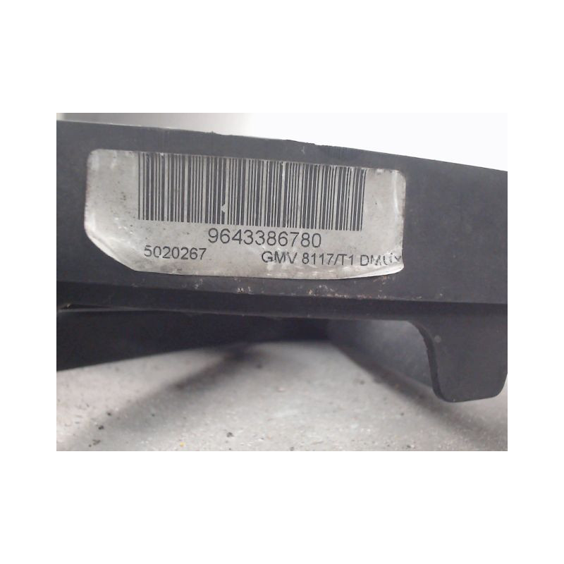 MOTEUR VENTILATEUR RADIATEUR PEUGEOT 206