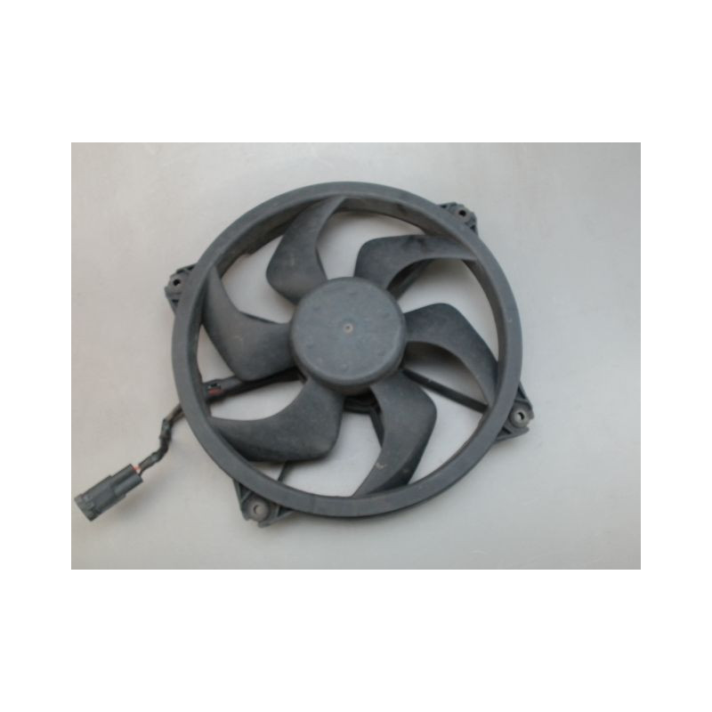 MOTEUR VENTILATEUR RADIATEUR CITROEN C4