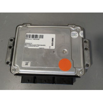 CALCULATEUR MOTEUR RENAULT MEGANE