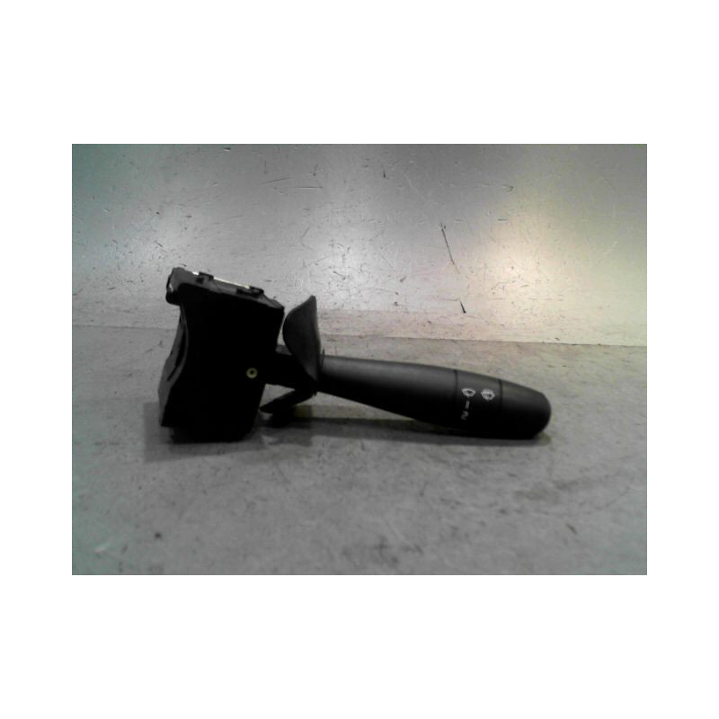 COMMANDE ESSUIE GLACE DACIA LOGAN