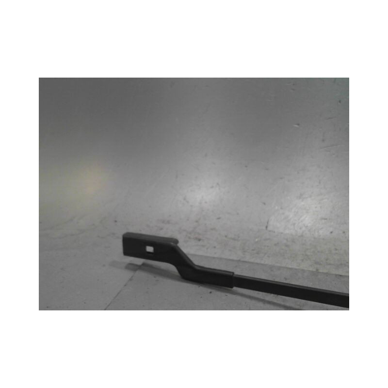 BRAS ESSUIE-GLACE AVANT GAUCHE HYUNDAI I30