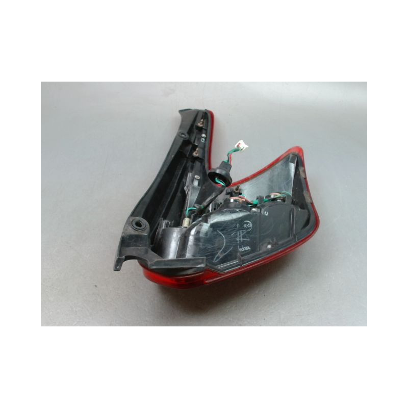 FEU ARRIERE GAUCHE  NISSAN JUKE Phase 1 2010-...