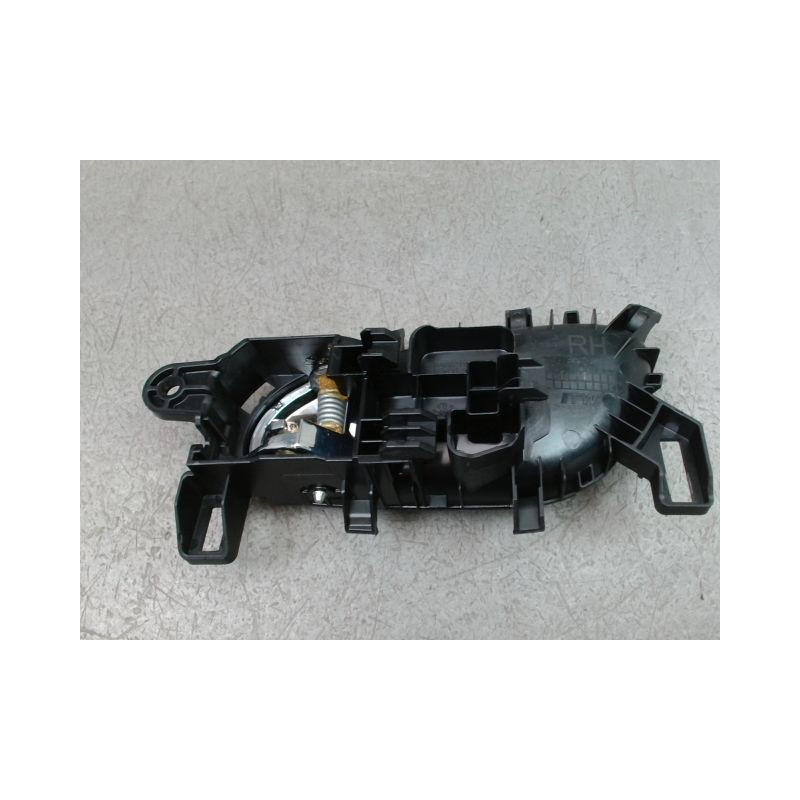 POIGNEE INTERIEURE PORTE ARRIERE DROIT NISSAN QASHQAI BREAK II Phase 1 2014-...