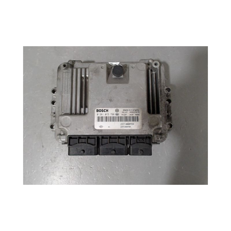 CALCULATEUR MOTEUR RENAULT MEGANE