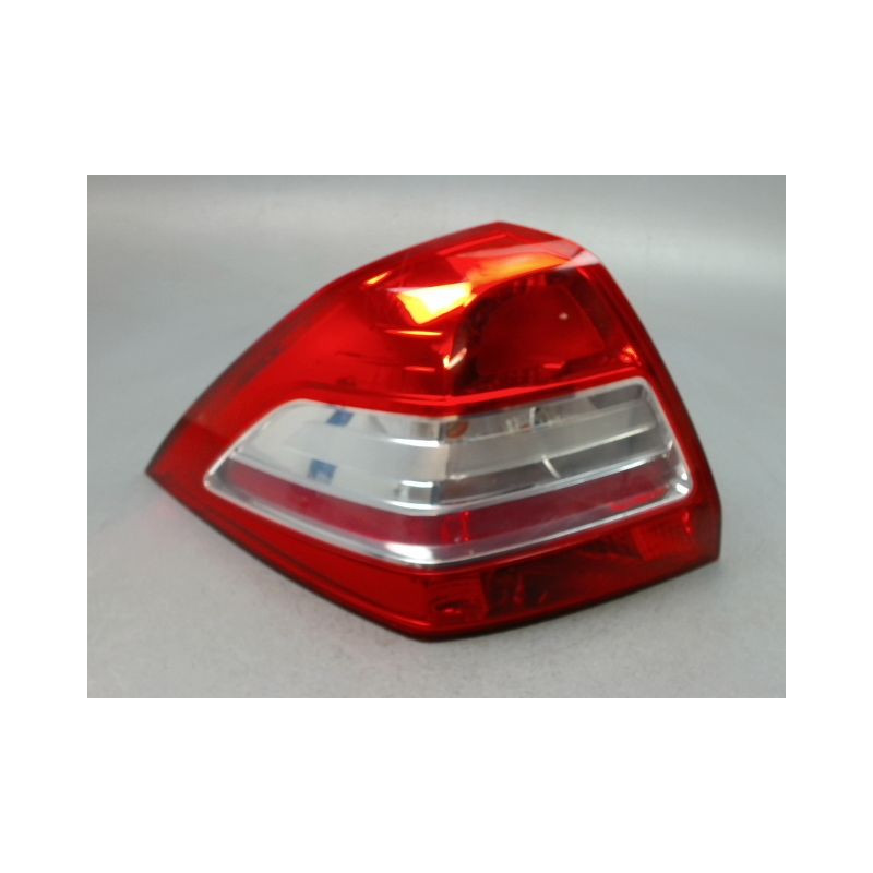 FEU ARRIERE GAUCHE  RENAULT MEGANE BERL. II Phase 2 2006-2009
