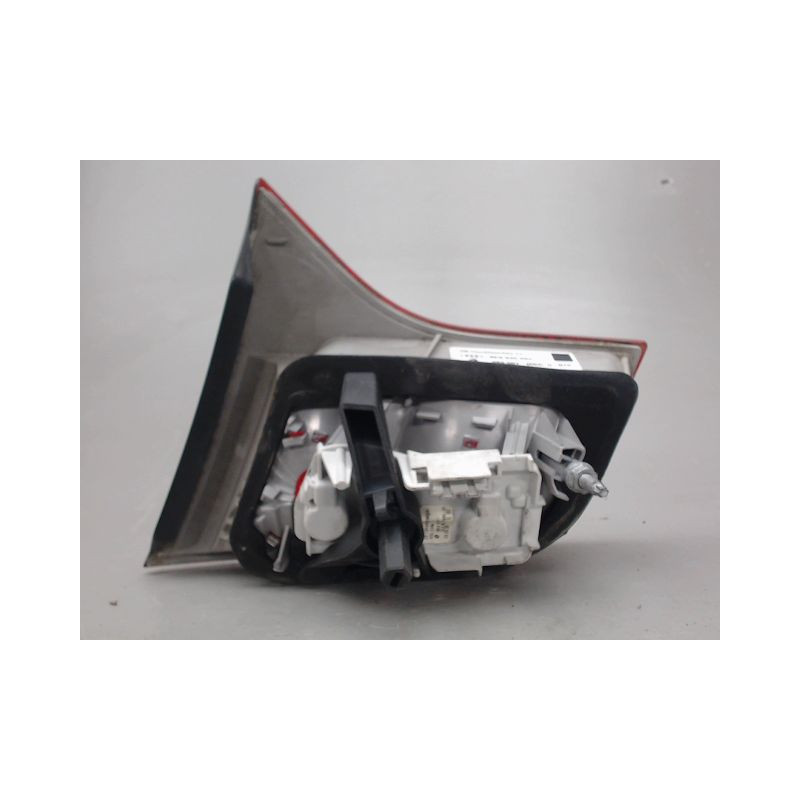 FEU ARRIERE INTERIEUR GAUCHE AUDI A4