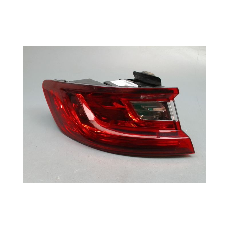 FEU ARRIERE GAUCHE  RENAULT MEGANE IV PHASE 1 2015-