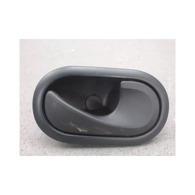 POIGNEE INTERIEURE PORTE AVANT DROIT RENAULT KANGOO