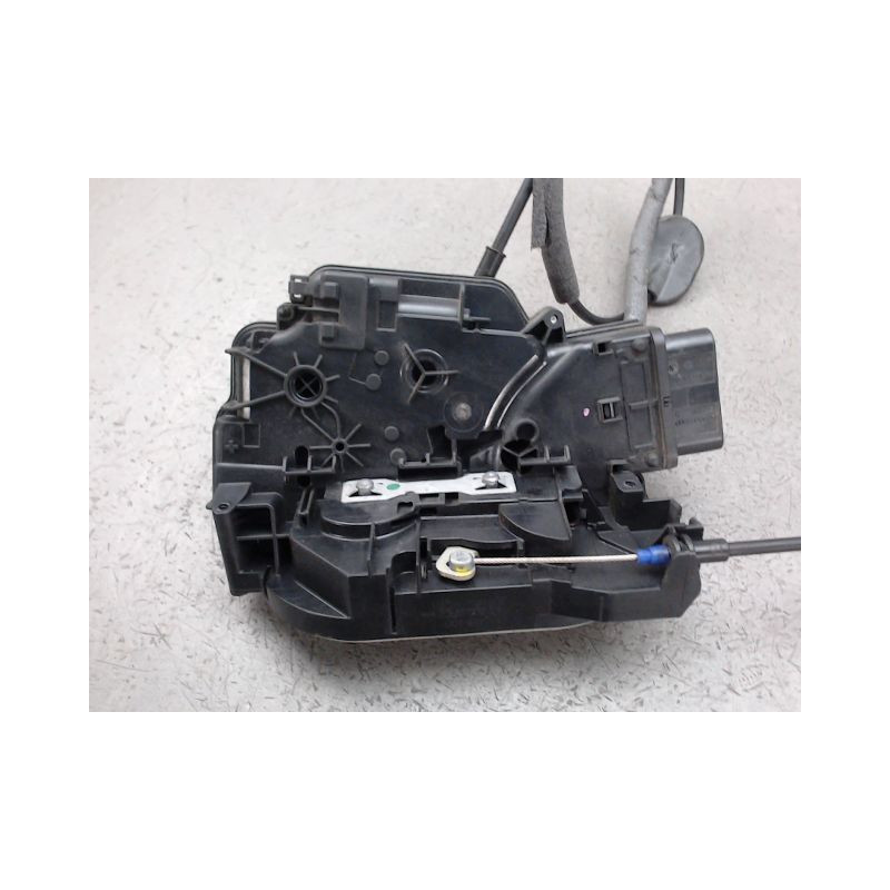 SERRURE PORTE COULISSANTE DROIT FORD B-MAX