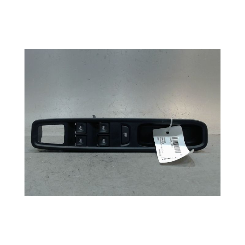 COMMANDE LEVE-GLACE PORTE AVG DACIA JOGGER