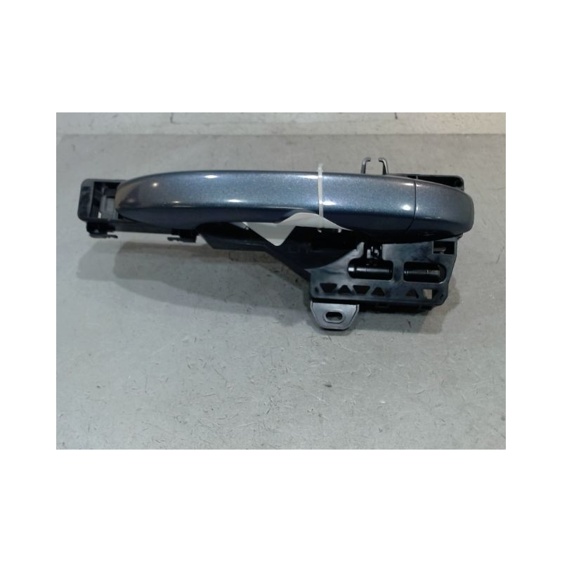 POIGNEE EXTERIEURE PORTE AVANT GAUCHE RENAULT CLIO
