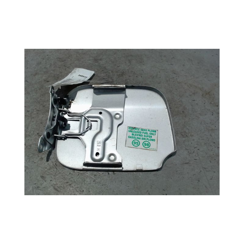 VOLET DE TRAPPE CARBURANT DACIA SANDERO 2008-