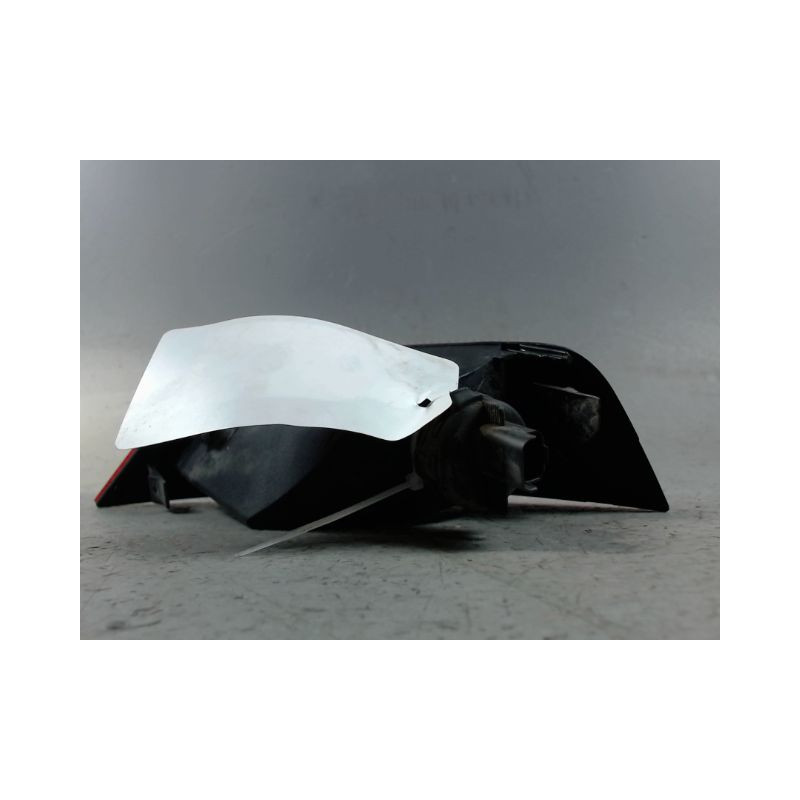 FEU RECUL DROIT FORD FOCUS 2008-