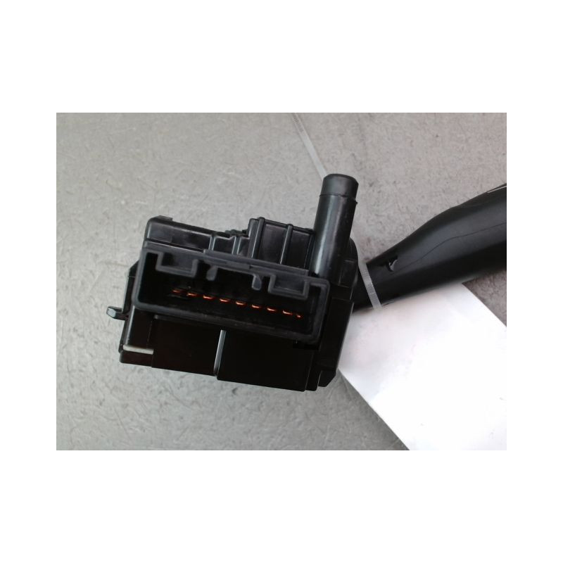 COMMANDE ESSUIE GLACE SUZUKI SWIFT