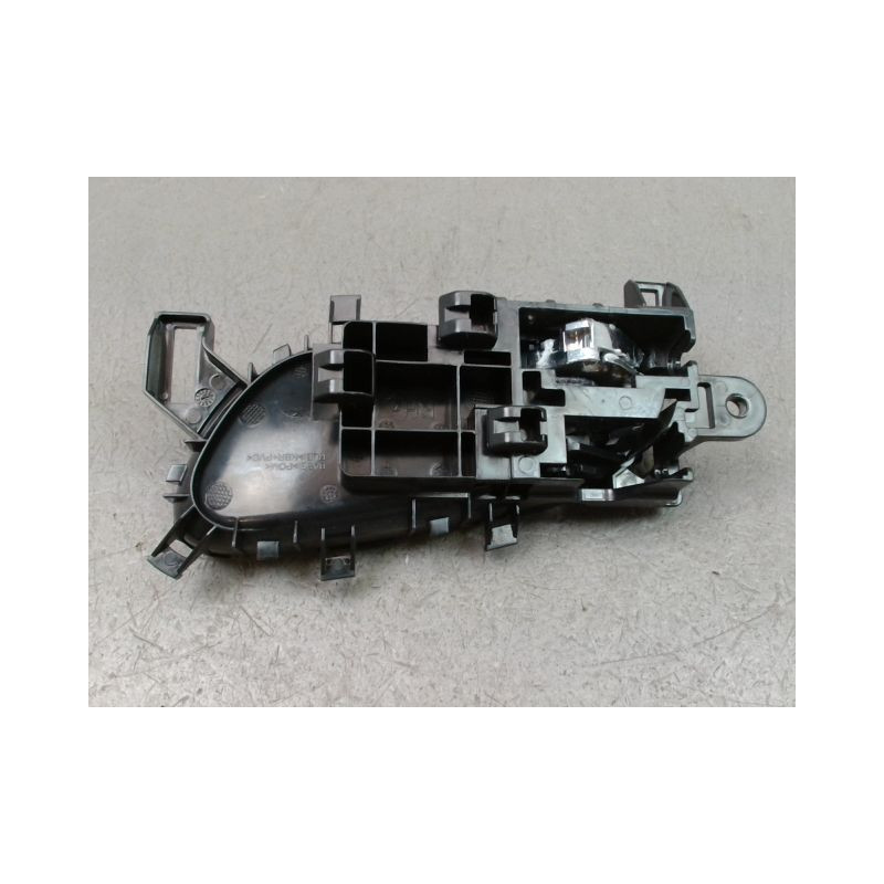 POIGNEE INTERIEURE PORTE AVANT DROIT NISSAN X - TRAIL 2004-