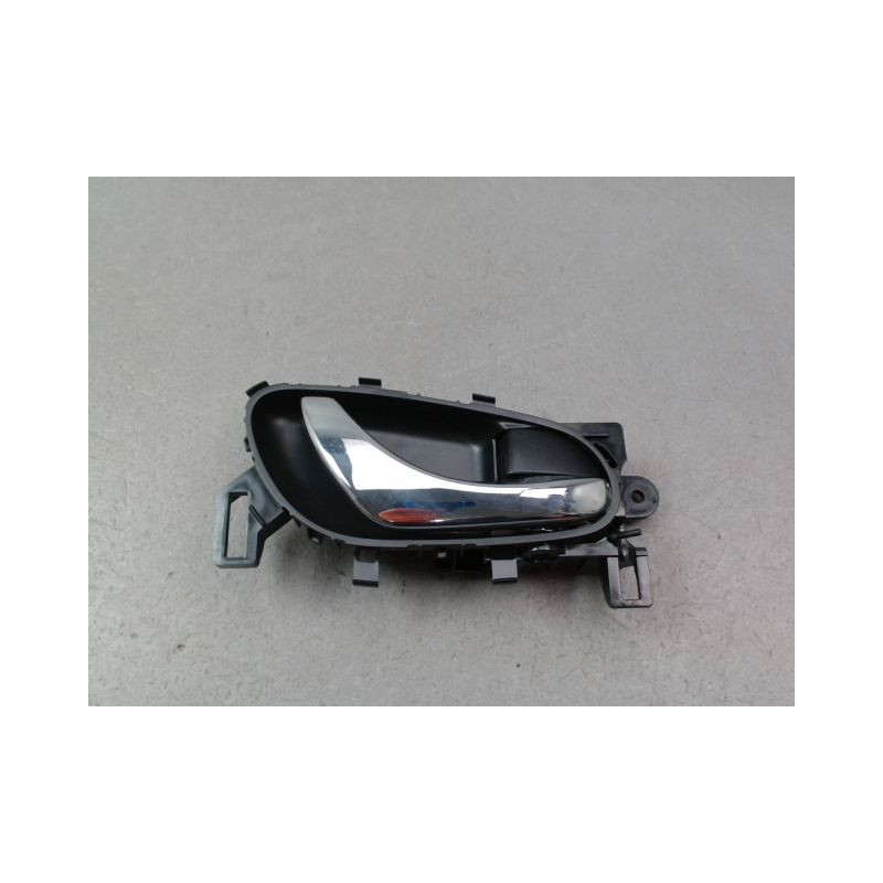 POIGNEE INTERIEURE PORTE ARRIERE DROIT NISSAN X - TRAIL 2004-