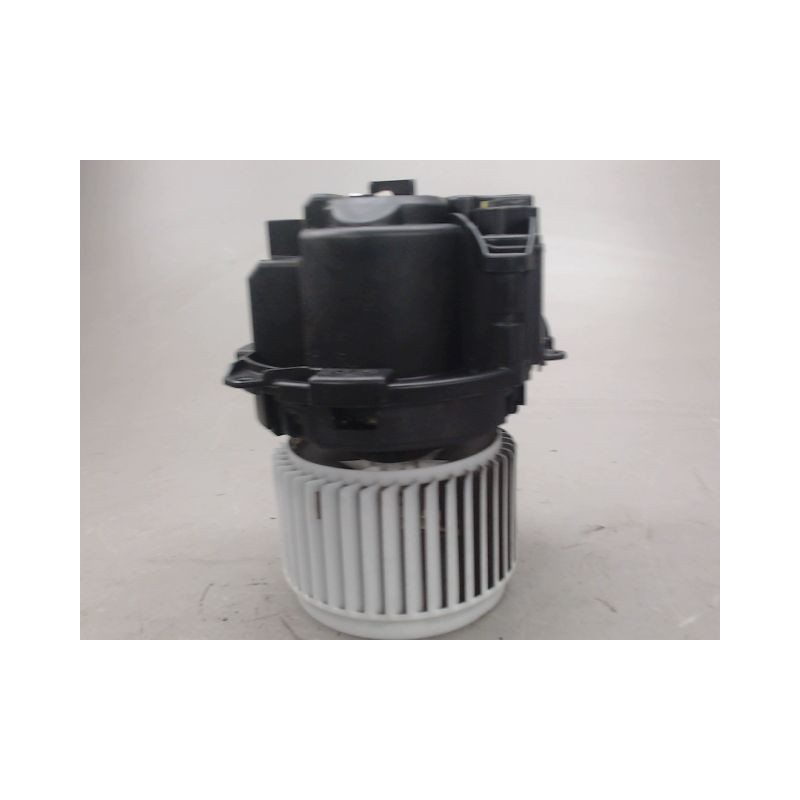 MOTEUR VENTILATEUR CHAUFFAGE RENAULT CLIO