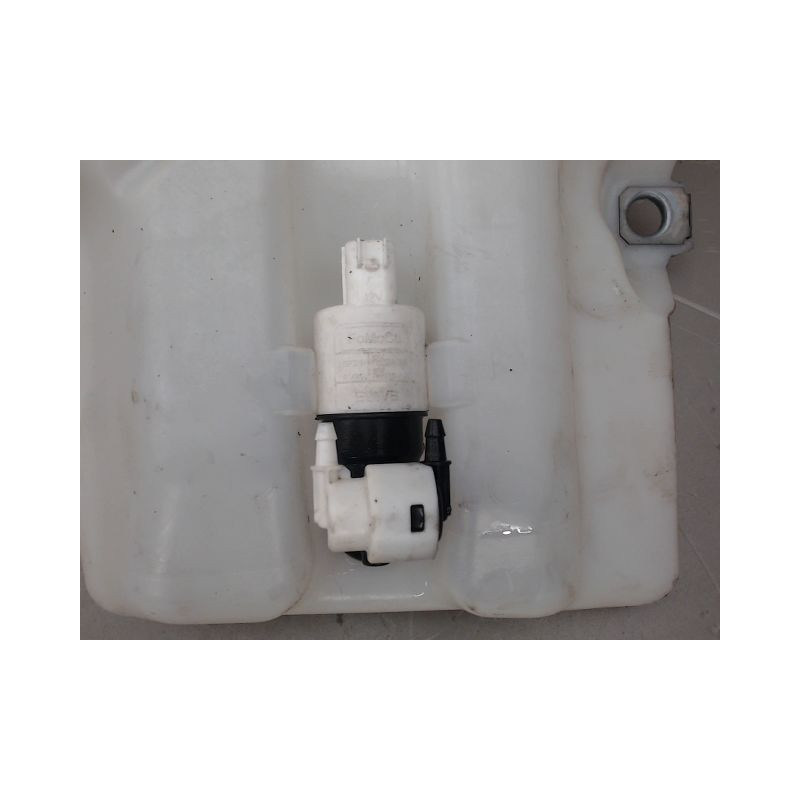 RESERVOIR LAVE-GLACE AVANT FORD C-MAX