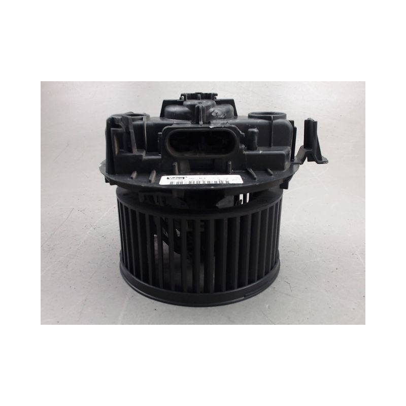 MOTEUR VENTILATEUR CHAUFFAGE RENAULT MEGANE