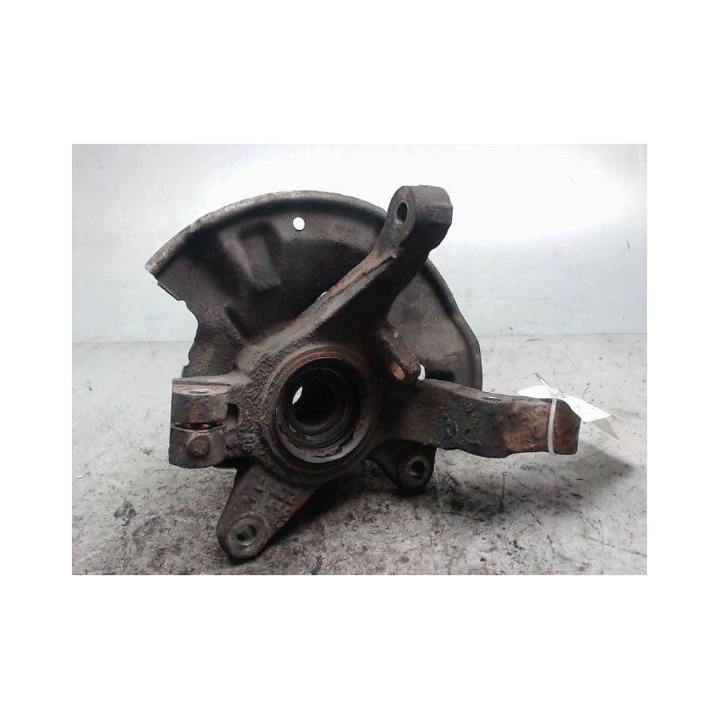 PIVOT AVANT GAUCHE KIA CARENS 2002-