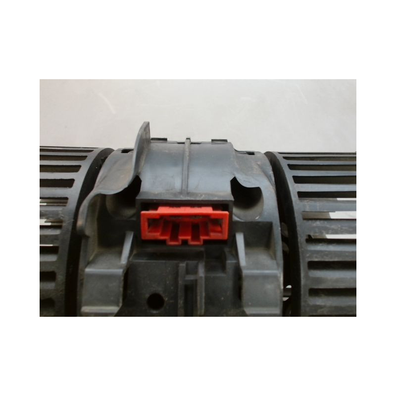 MOTEUR VENTILATEUR CHAUFFAGE RENAULT MEGANE
