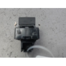 COMMANDE LEVE-GLACE PORTE AVD RENAULT CAPTUR