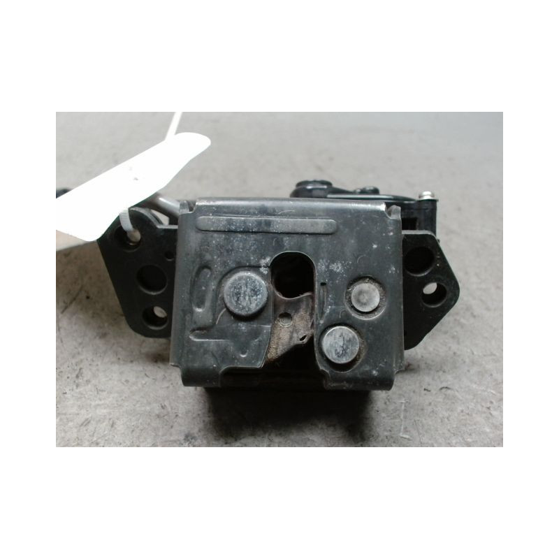 SERRURE HAYON  TOYOTA COROLLA VERSO 2004-2007
