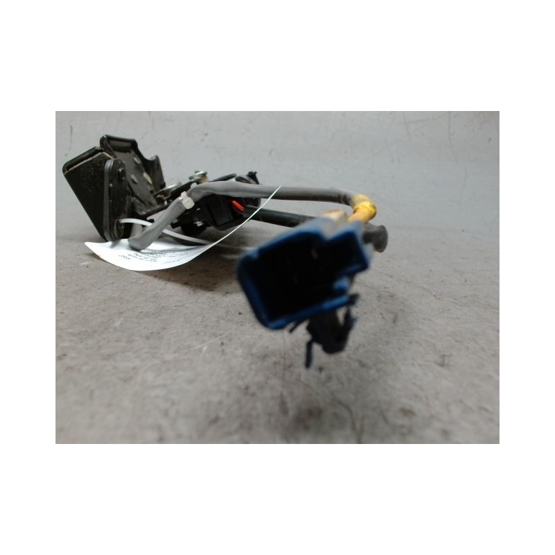 SERRURE HAYON  TOYOTA COROLLA VERSO 2004-2007