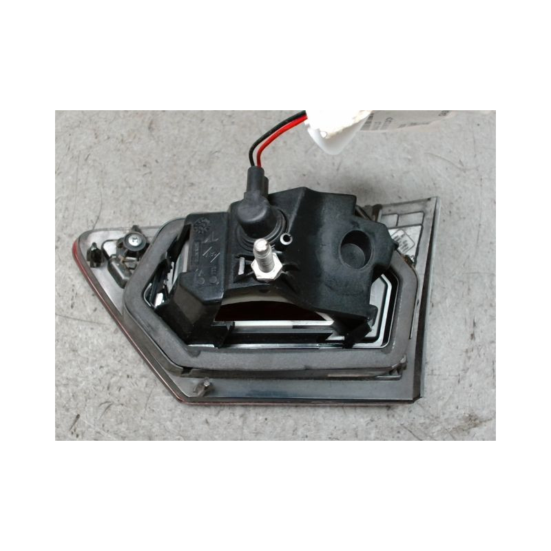 FEU ARRIERE INTERIEUR GAUCHE RENAULT CLIO IV 2012-