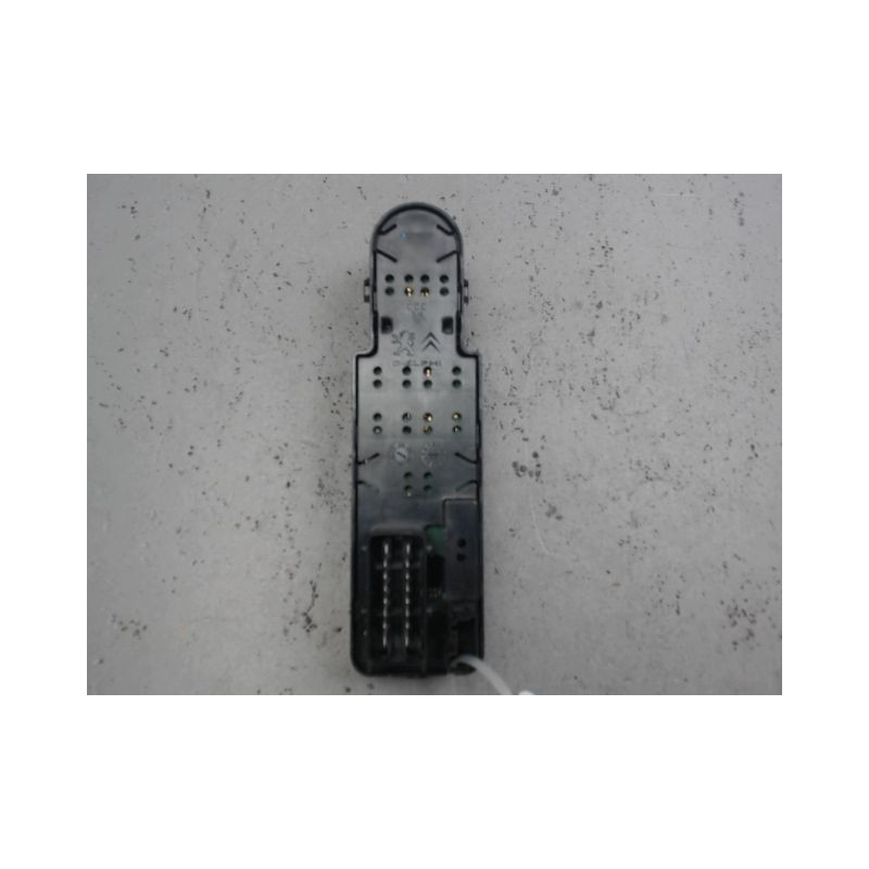 COMMANDE LEVE-GLACE PORTE AVG CITROEN DS3 2009-