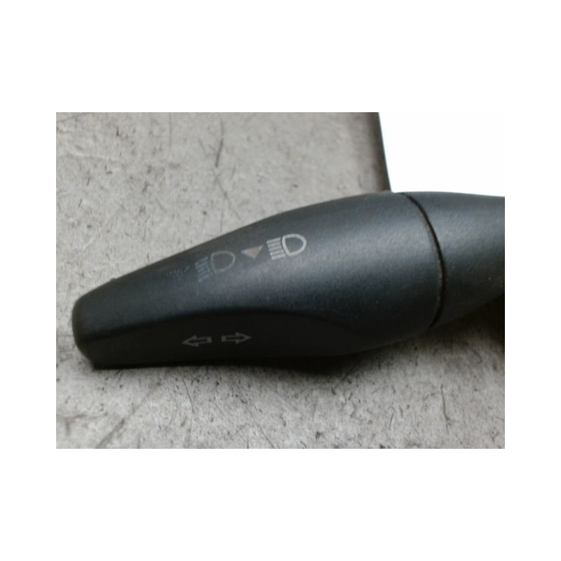 COMMANDE CLIGNOTANT FORD FOCUS CLIPPER 98-04