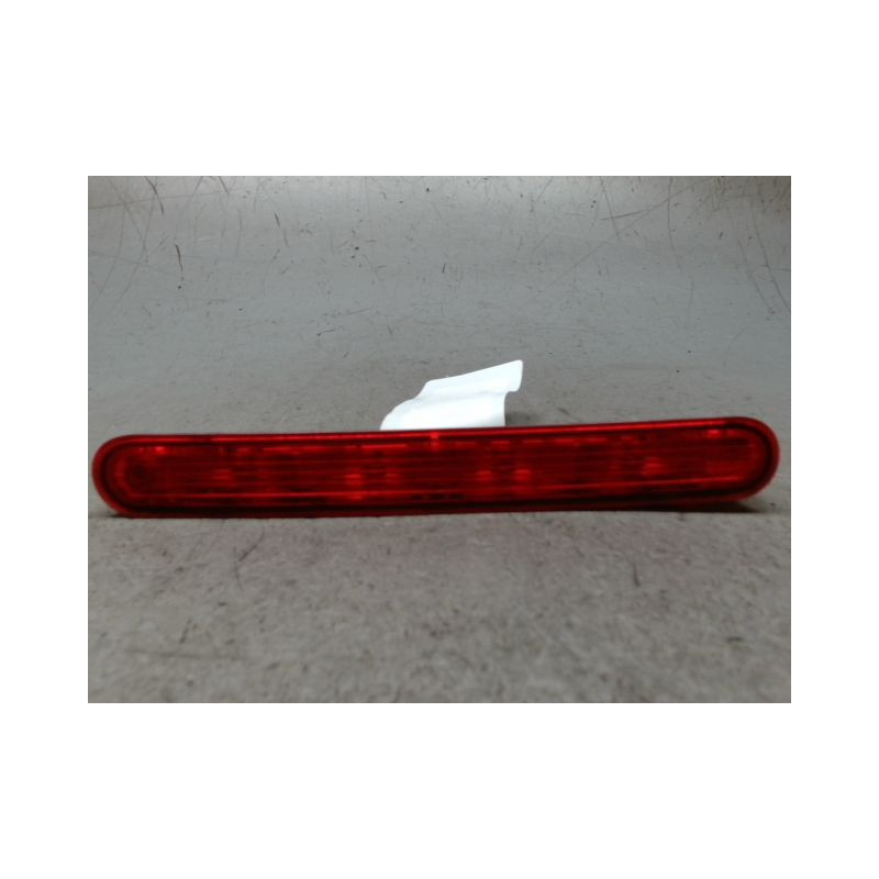 FEUX STOP SUPPLEMENTAIRE PEUGEOT 207 5P