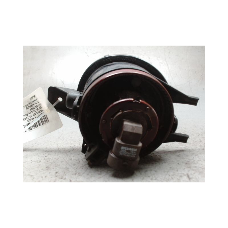 PHARE ANTIBROUILLARD AVANT DROIT TOYOTA YARIS 2003-