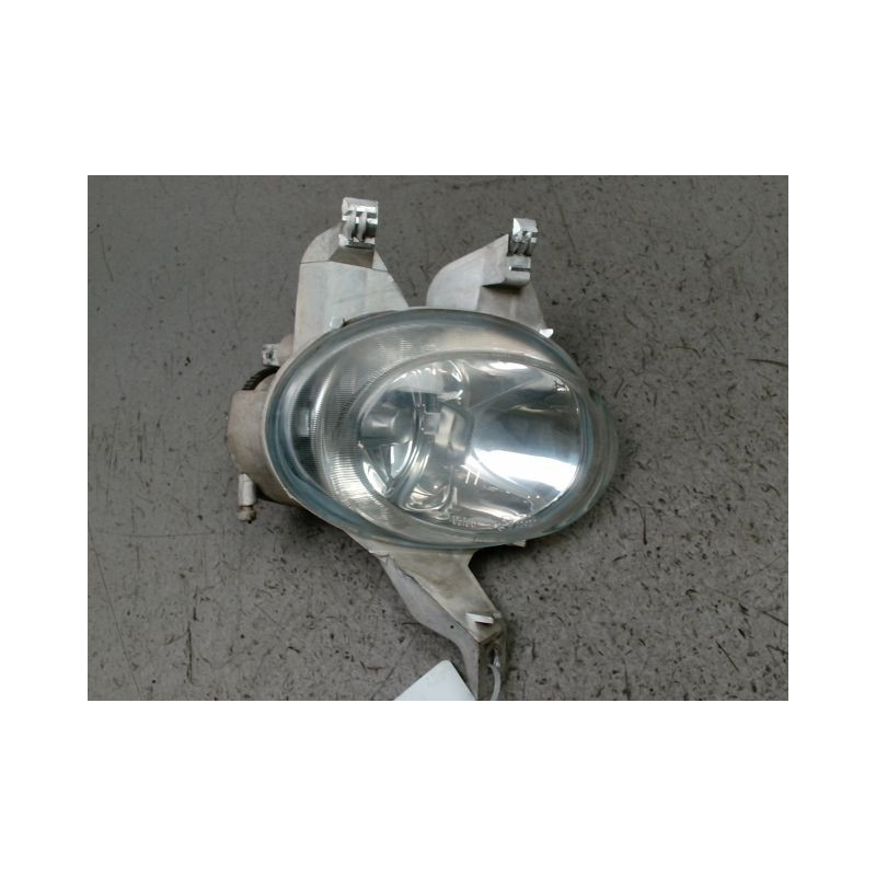 PHARE ANTIBROUILLARD AVANT DROIT PEUGEOT 206 3P