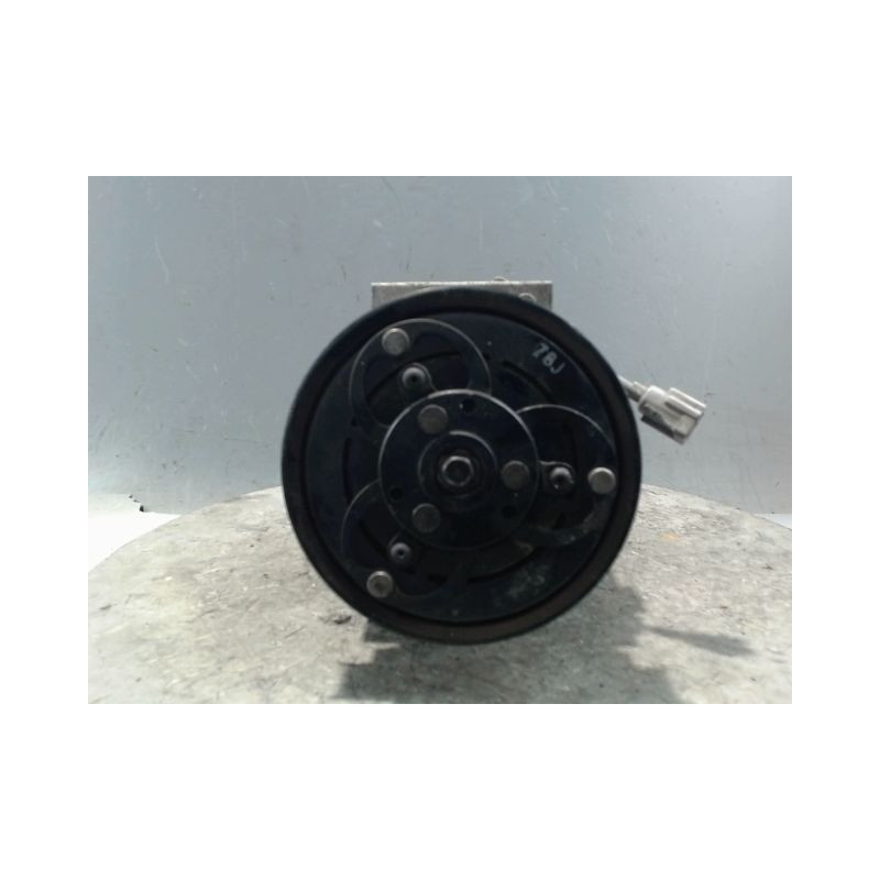 COMPRESSEUR AIR CONDITIONNE RENAULT CLIO IV