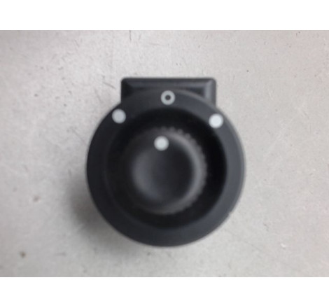 COMMANDE RETROVISSEUR EXT ELECTRIQUE