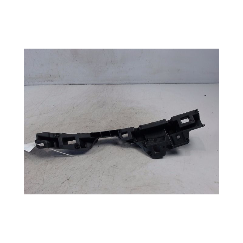 SUPPORT PARE-CHOC AVG RENAULT SCENIC III 2009-
