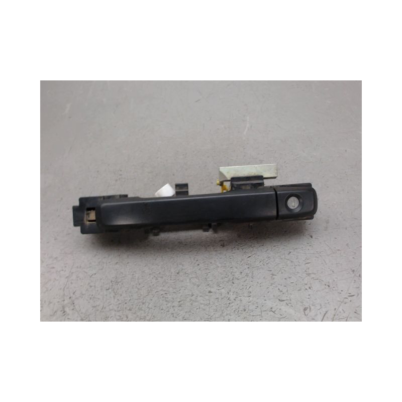 POIGNEE EXTERIEURE PORTE AVANT GAUCHE ISUZU D-MAX