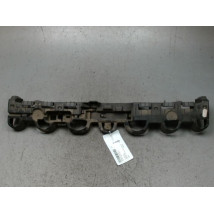 SUPPORT CENTRAL PARE-CHOC ARRIERE  RENAULT CLIO IV 2012-