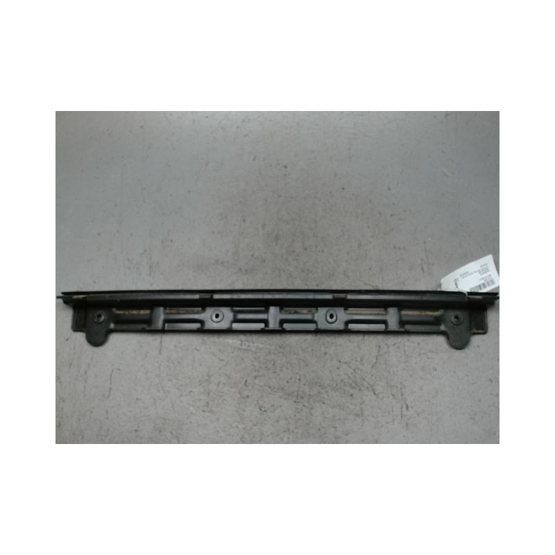 SUPPORT CENTRAL PARE-CHOC ARRIERE  FIAT 500 2007-